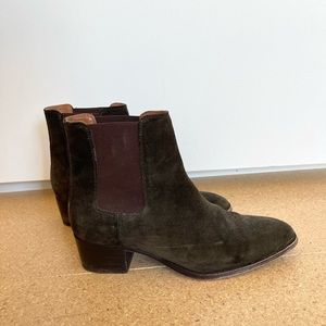 Frye Dara Chelsea Boots